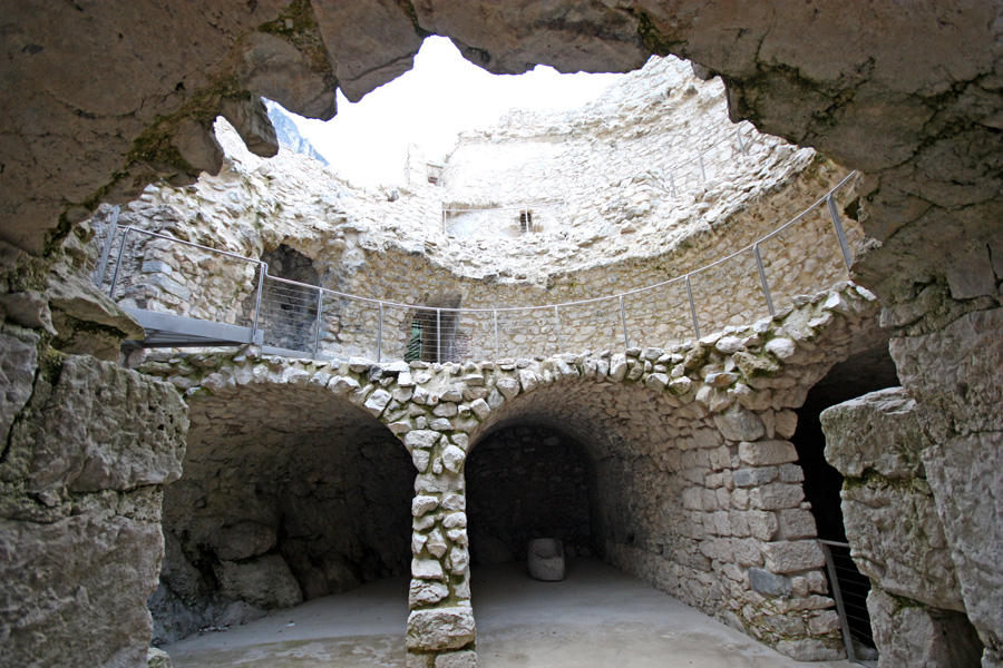 Detalhe do interior do Bastione (antiga fortaleza militar)