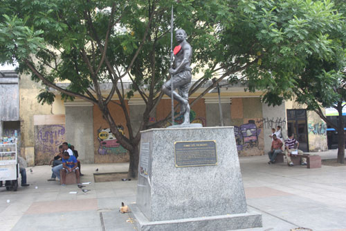 Estátua de Zumbi no Centro de Salvador