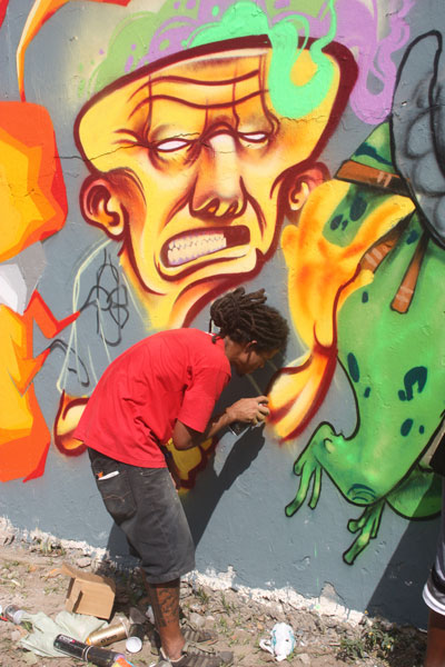 Grafiteiro Dimak