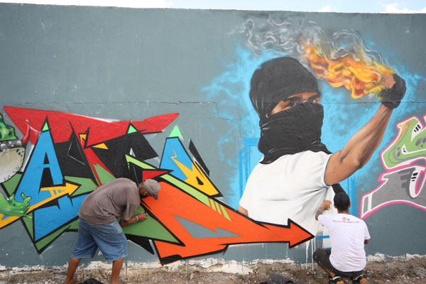 Grafiteiros Afro e Frankie Souza